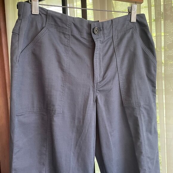 NWT Christopher & Banks Perfect Pant Crop Chino Dress Pants Light Blue Size 4 R - Picture 2 of 4